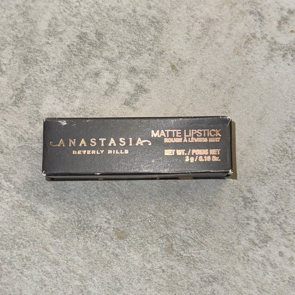ANASTASIA BEVERLY HILLS Matte Lipstick in Rum Punch NIB